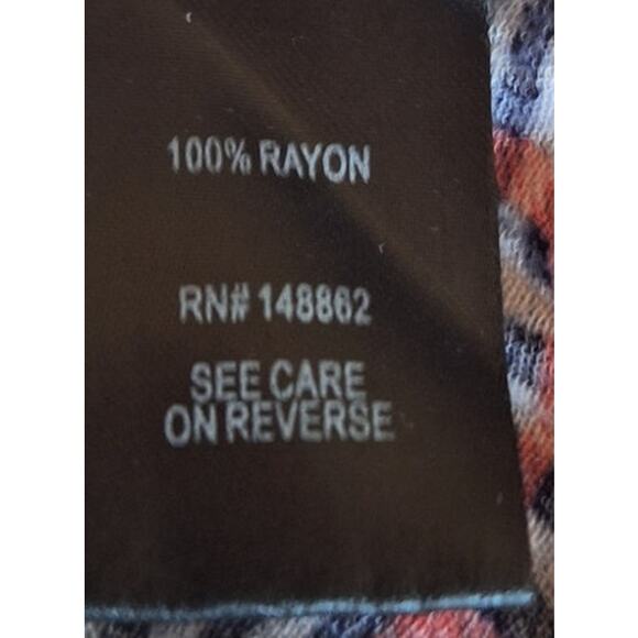 Torrid 5 Women 5x 28W Navy Blue Plaid Abbey Gauze Lightweight Button Back Blouse - Picture 6 of 7